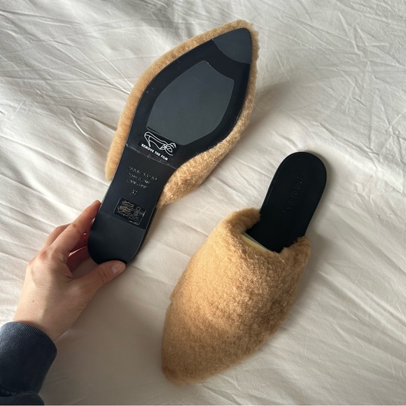 NWT JENNI KAYNE SHEARLING MULES - Picture 7 of 9